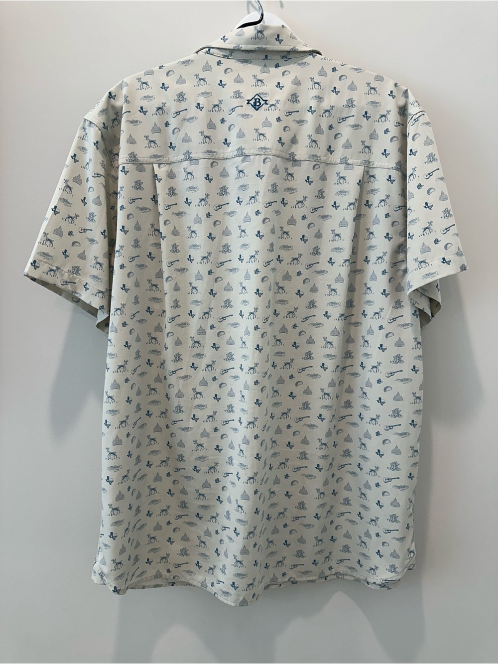 Men’s Burlebo Performance Button Up Lone Star State Texas Deer Guitar Taco XL - Picture 10 of 10